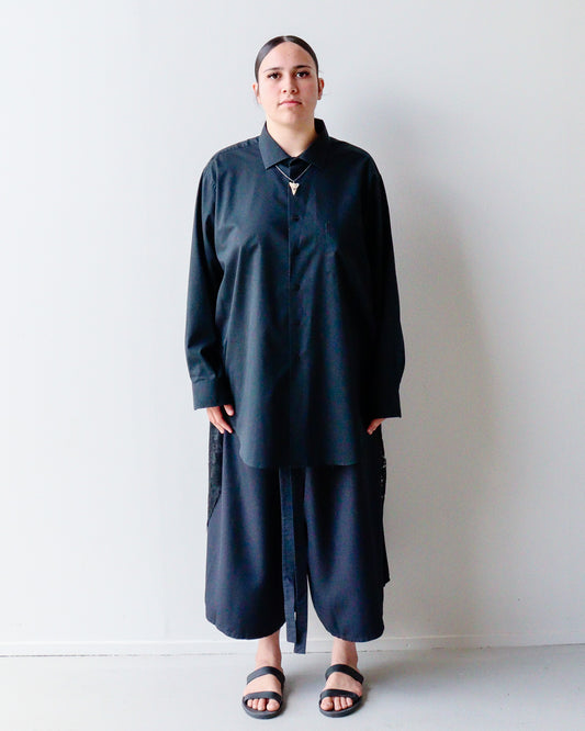 1. Wāhine _ TE PŌ - Black shirt III