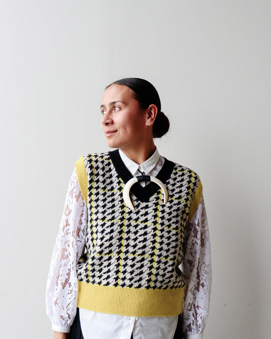 1. TC Vol. IV_ Locked in KNIT VEST - Black & white & yellow #416