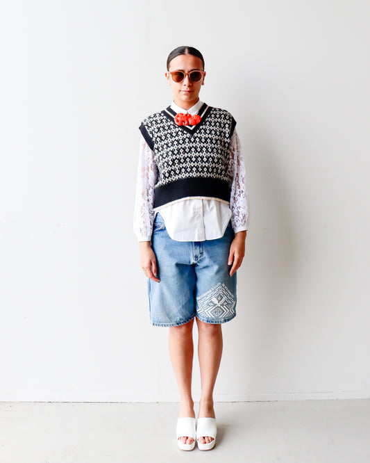 1. TC Vol. IV_ Locked in KNIT VEST - Black & white #415