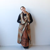 Cape (Straight Edge), Brown swatch - Ngutu Kākā